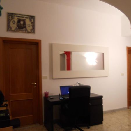 Aloha Rome 2 Hotel Exterior foto